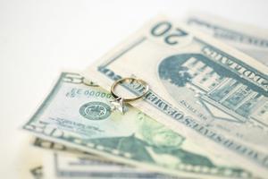 finances, divorce, Illinois divorce attorney 